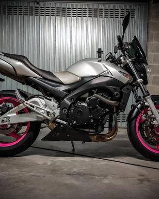 Suzuki GSR 600