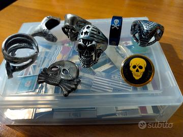 anelli e spilla dark 