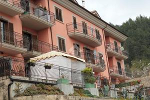 3 LOCALI A SALZA IRPINA