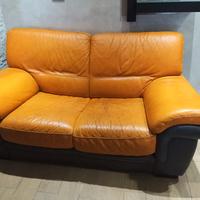 divano letto in pelle 