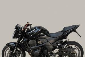 Kawasaki Z750 pochi  KM!!!