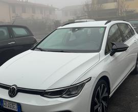 VOLKSWAGEN Golf 8ª serie - 2021