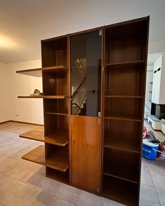 Due librerie in legno massello