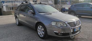 VOLKSWAGEN PASSAT VARIANT 2.0 140 CV BUSINESS