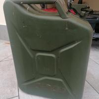 taniche in metallo per auto