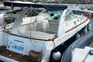 Barca a motore - Beneteau Ombrine 1001