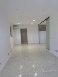 Pozzuoli alta Ufficio 3 ambienti con posto auto