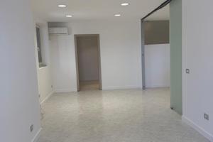 Pozzuoli alta Ufficio 3 ambienti con posto auto