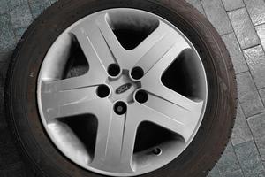  Gomme 205/55/r 16 e cerchi