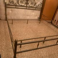 Letto matrimoniale vintage in ottone