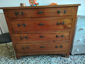 Cassetiera/comò in legno