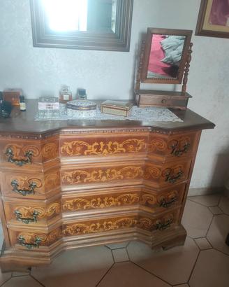settimanale con comodini 