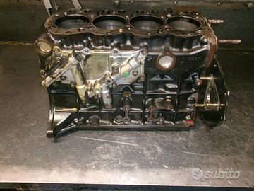 Monoblocco nissan terrano 2.7 td tipo td27a