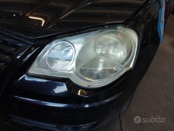 Proiettore sinistro VOLKSWAGEN POLO del 2008