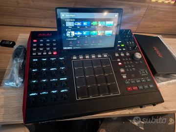 Akai MPC X
