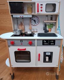 cucina giocattolo 
