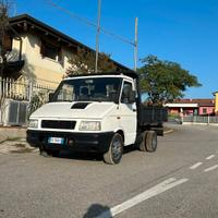 M95 - Iveco Daily 35 Q 35-12 ribaltabile