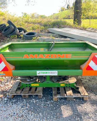 Spandiconcime Amazone ZA-M 1001