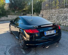 Audi tt 2.0 Quattro S-tronic