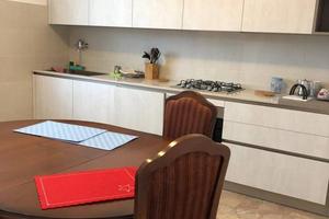Casa indipendente di 90 m² con 4 locali e posto au