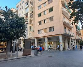 NEGOZIO A CAVA DE' TIRRENI