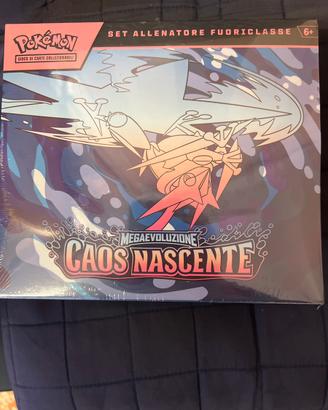 Box POKEMON - CAOS NASCENTE