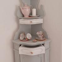 angoliera rifatta shabby 