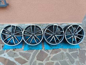 set 4 cerchi ORIGINALI AUDI r19 8,5j et32