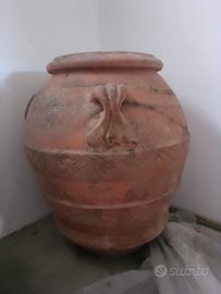 orcio antico altezza ca 90 cm larghezza ca. 60cm.