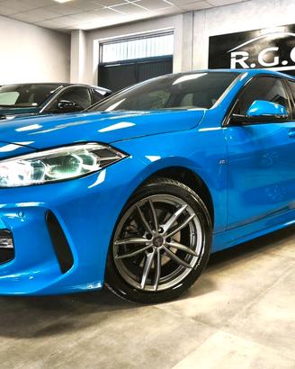 Bmw 118 118d 5p. Msport