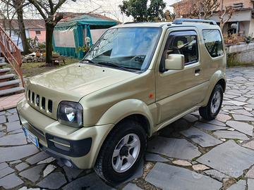 Suzuki Jimmy 