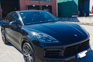 porsche cayenne coupe'