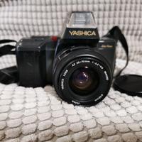 Yashica 230-AF