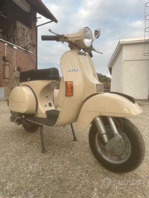 Piaggio Vespa 200 PX usata in vendita in Lombardia e vicinanze