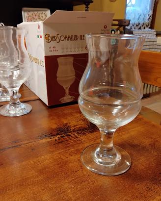 Sei bicchieri da birra 