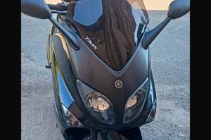Scooter Yamaha Tmax