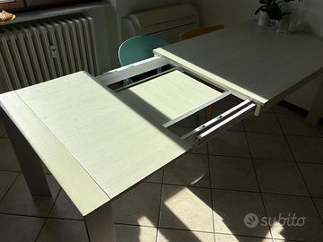 Tavolo allungabile