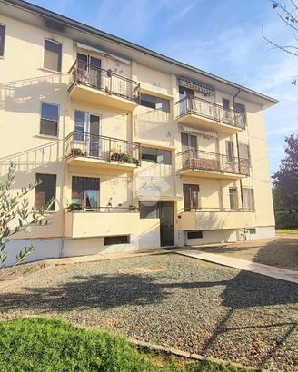 5 LOCALI A CASTELLAR GUIDOBONO
