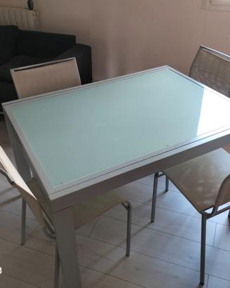 Tavolo da pranzo