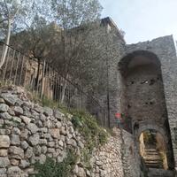 Torre cielo terra ristrutturata con giardino