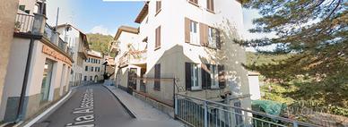 Monolocale a Brunate con posto auto