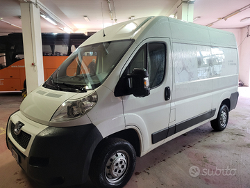 PEUGEOT BOXER 2.2 cv 130