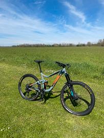 Giant reign 1.5 2018 27.5 Tg L