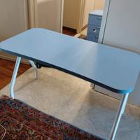 scrivania Ikea bambino + cassettiera e lampada