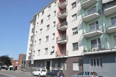 2 LOCALI A SETTIMO TORINESE