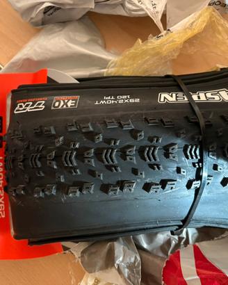 copertoni maxxis aspen 2.40