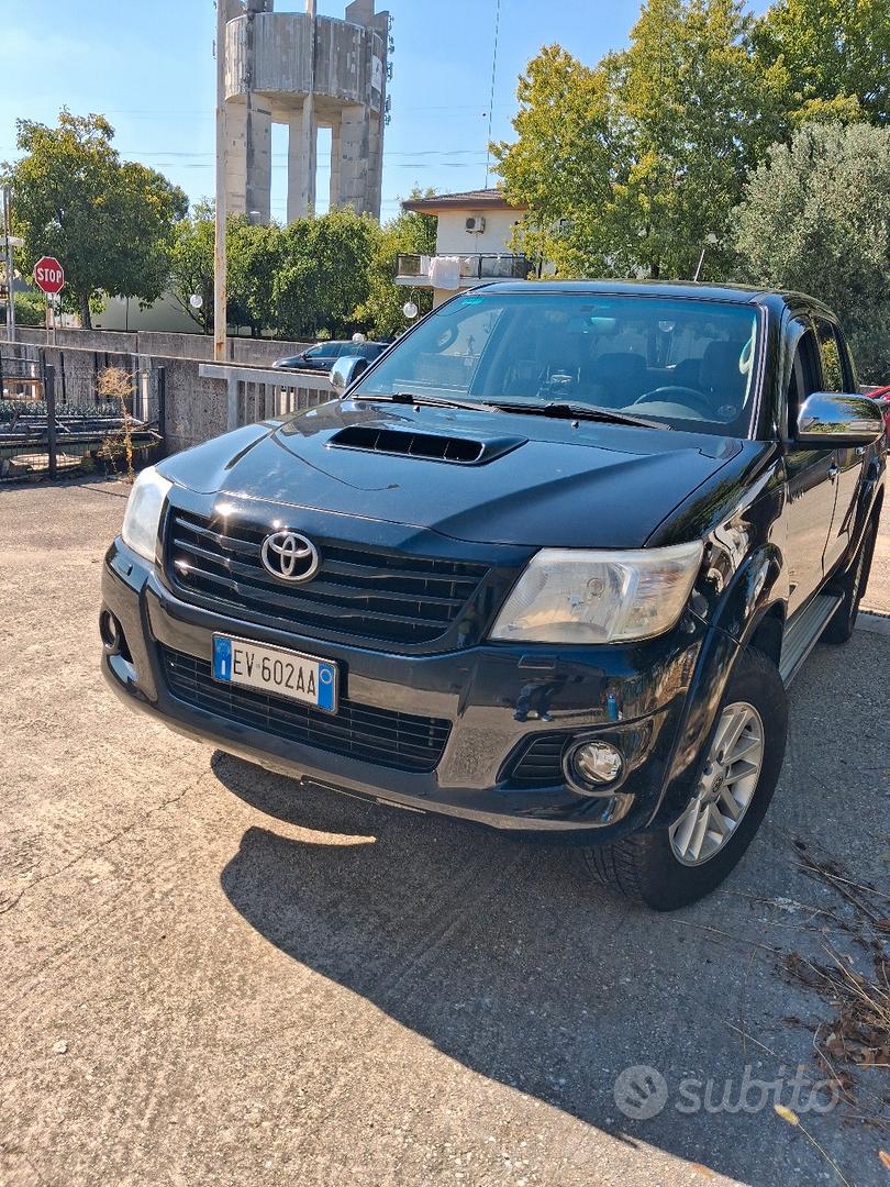 Toyota Hilux 2014 photo 4