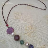 Parure con pietre