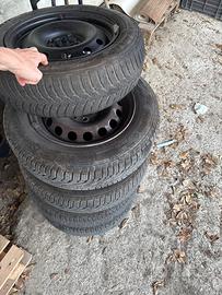 Gomme e cerchioni 165 70 R14