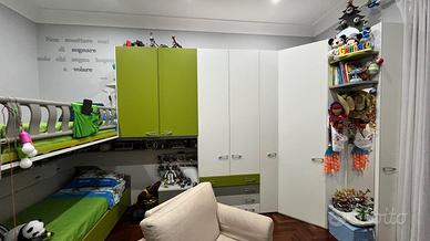 cameretta marca Moretti Compact